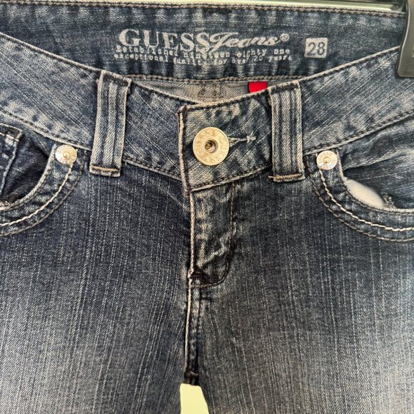 Guess Jeans - Picture 4 of 5